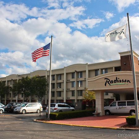 Radisson Rochester Airport Exterior foto